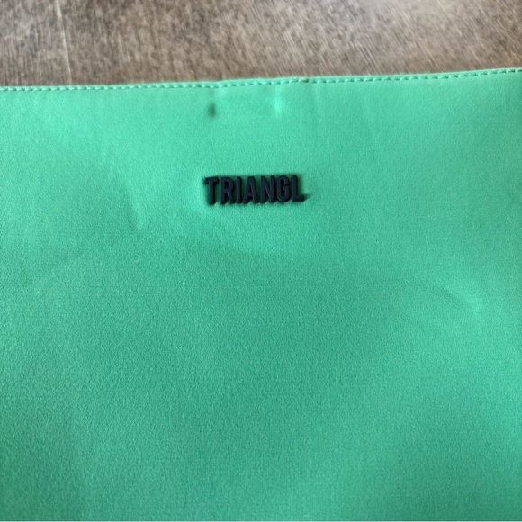 Triangl  Neoprene Clutch Swimwear Bag Kelly Green Toiletry Pouch Zipper Logo - Picture 2 of 4